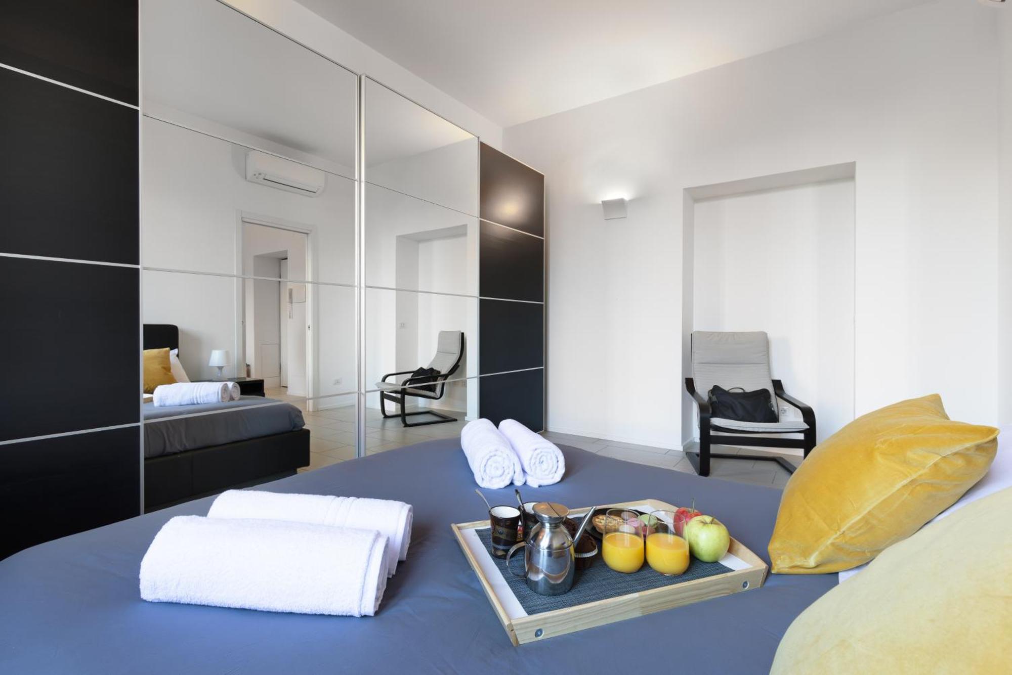 Nam House & Posto Auto Apartment Milan Bagian luar foto